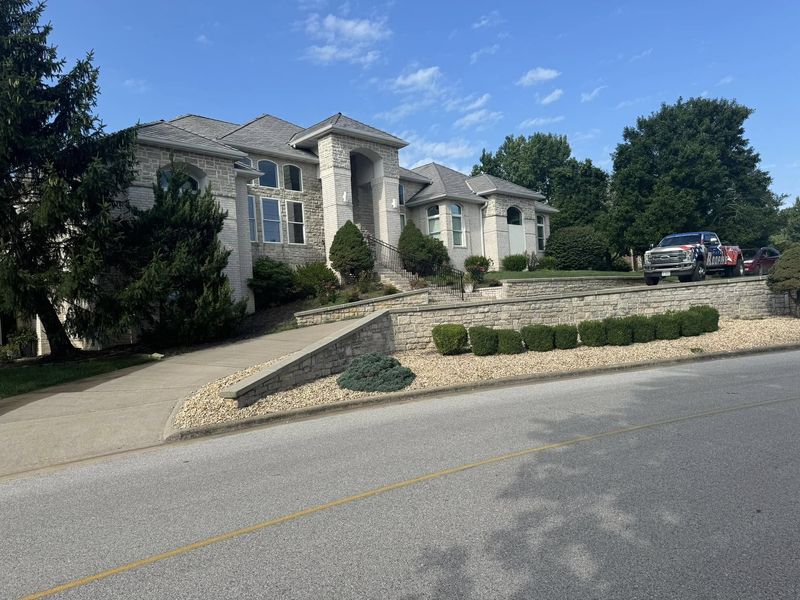 Stone estate, hilltop exposure